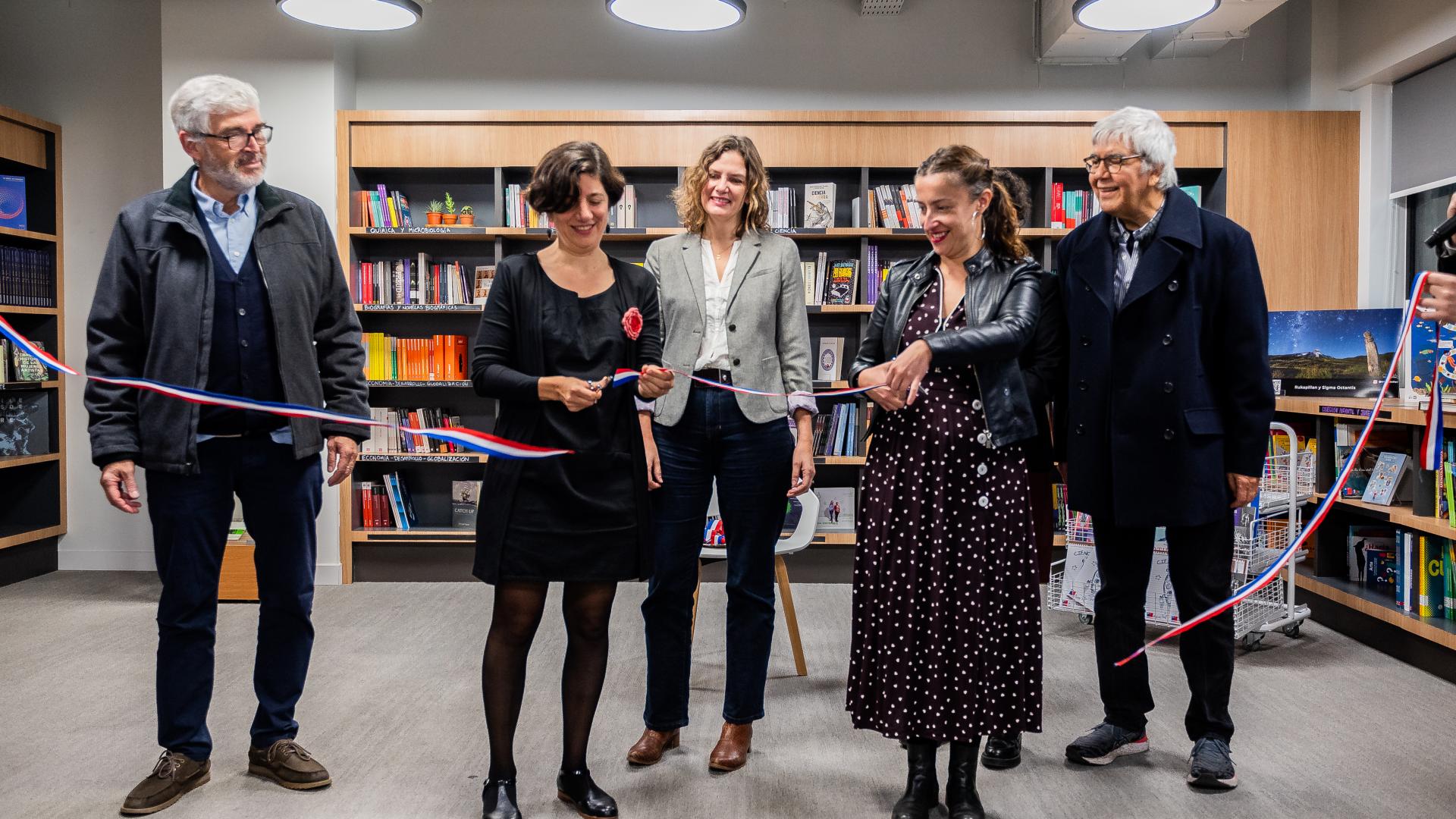 Inauguración Biblioteca Pública de Ciencias Adelina Gutiérrez