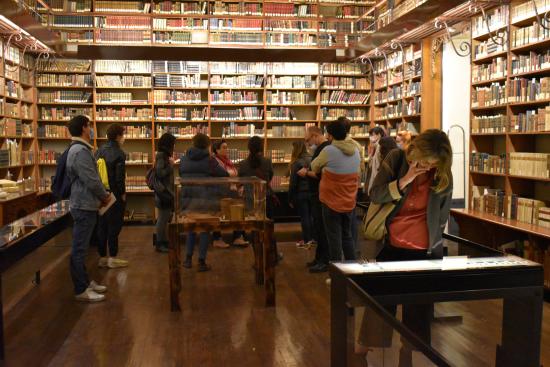 Visitantes en la Biblioteca