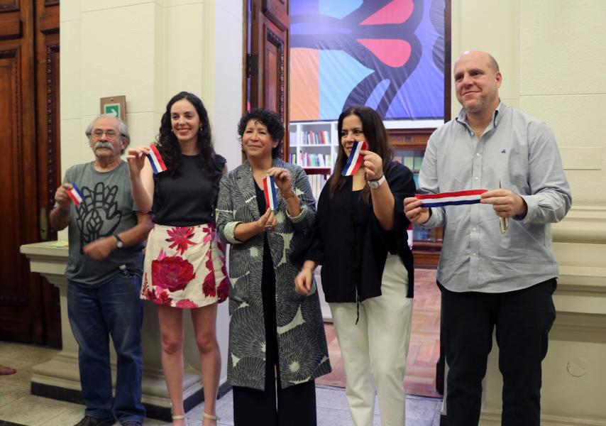 El mes pasado se inauguró en la BN la librería "Amanda Labarca" del Fondo de Cultura Económica-Chile.